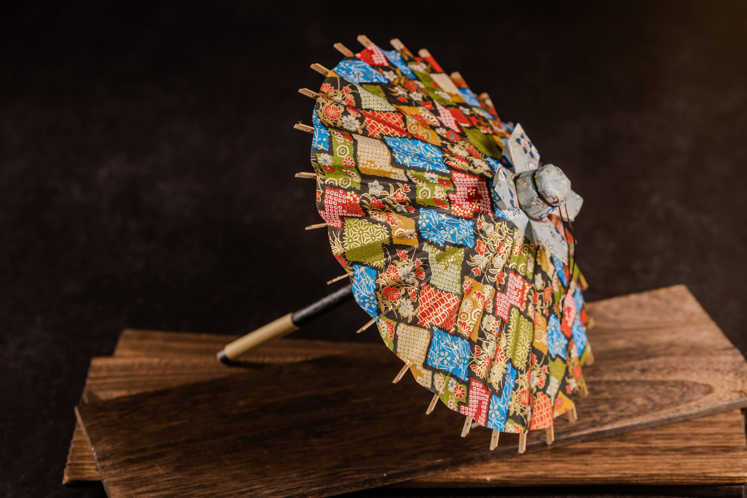 宿泊プランだけの特典「柄和紙による二重張りのカッパ」。<br />
（写真はイメージです）